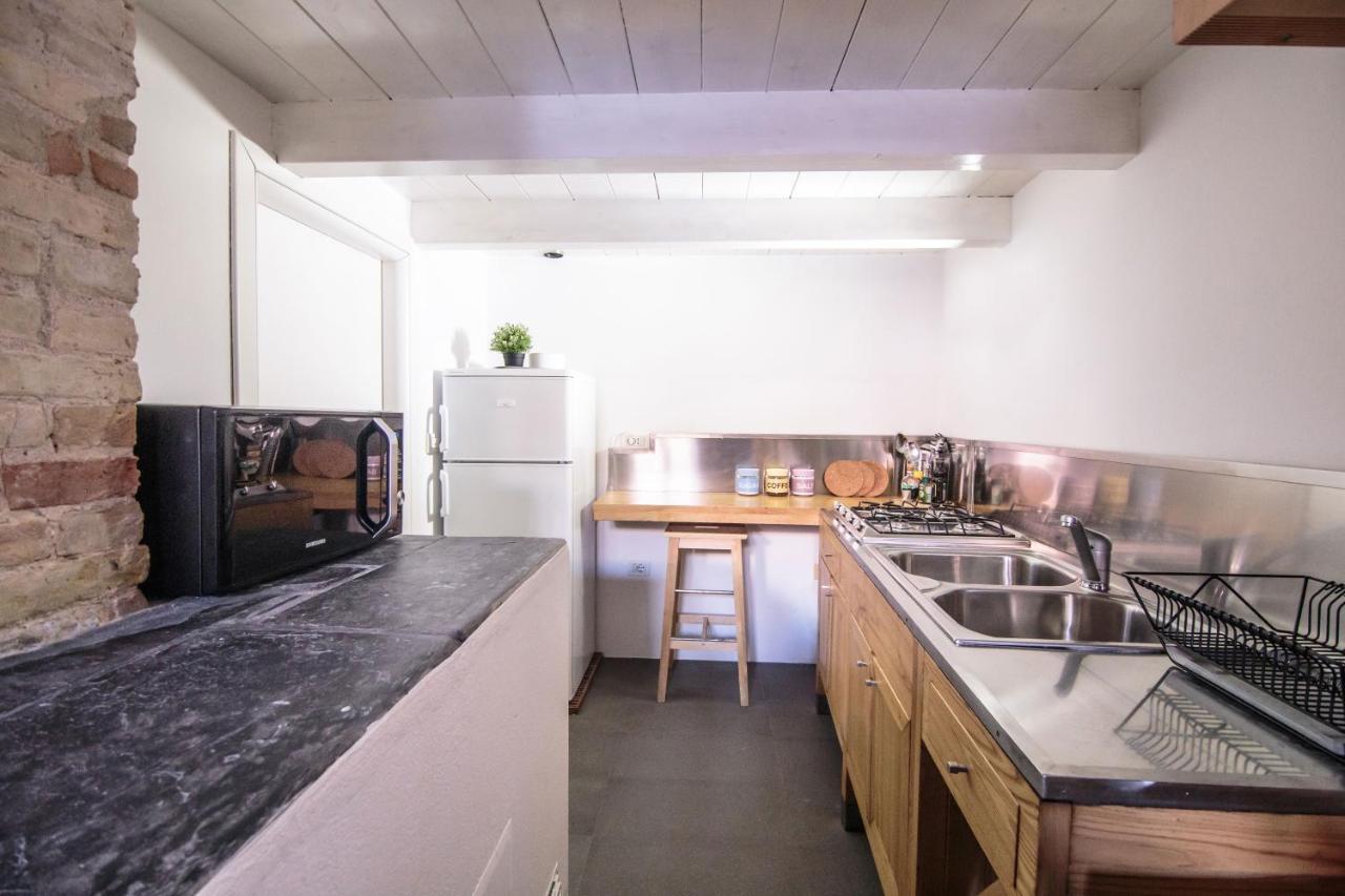 Scuderie Reali - Loft In Castello, Old Town Leilighet Cagliari Eksteriør bilde